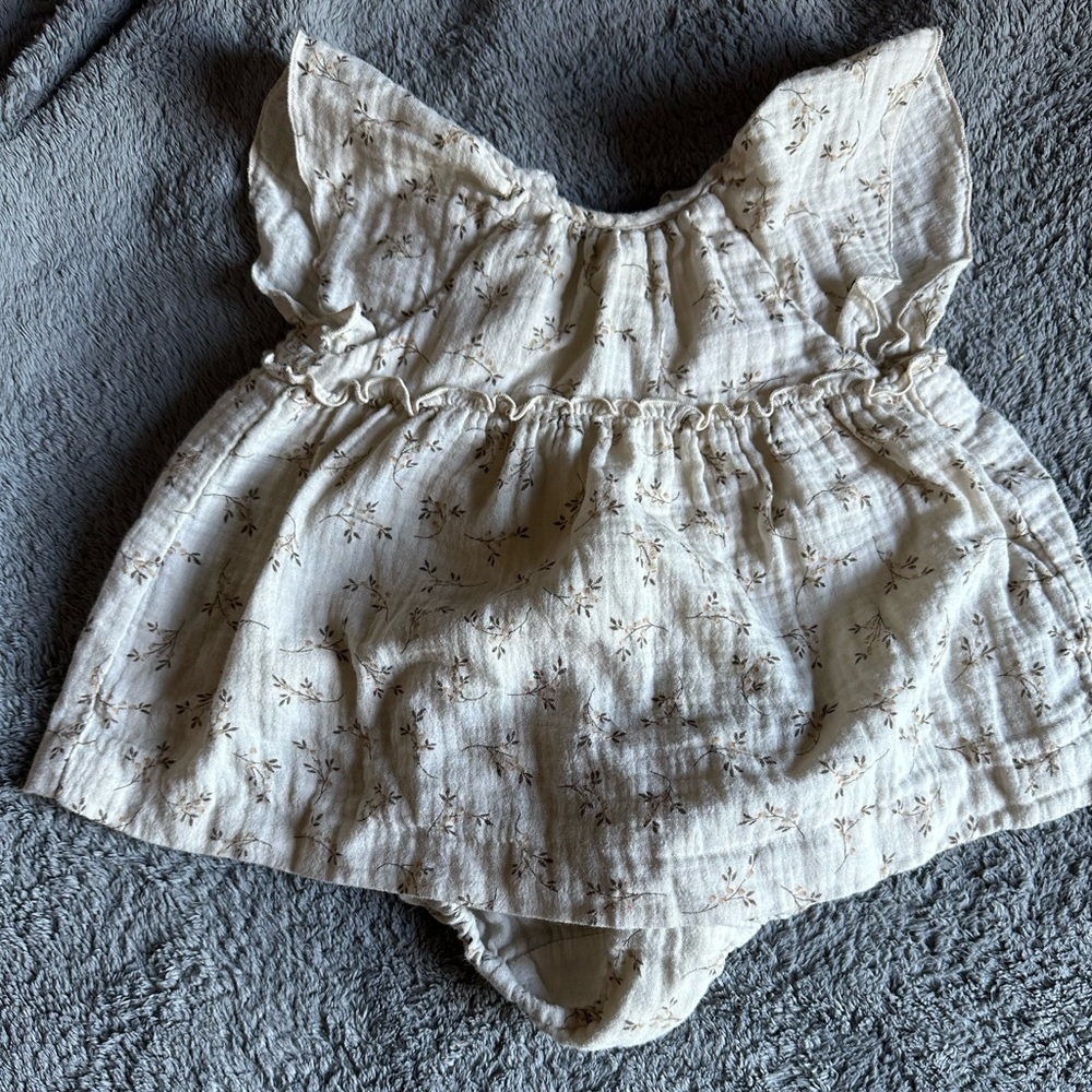 Baby girl Zara floral dress